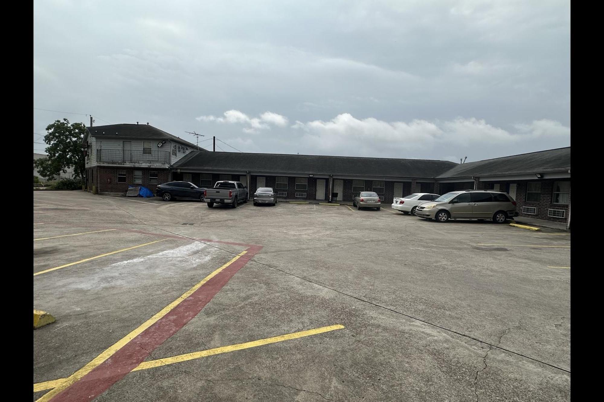 Travel Inn By Oyo La Marque Texas City I-45 Екстериор снимка